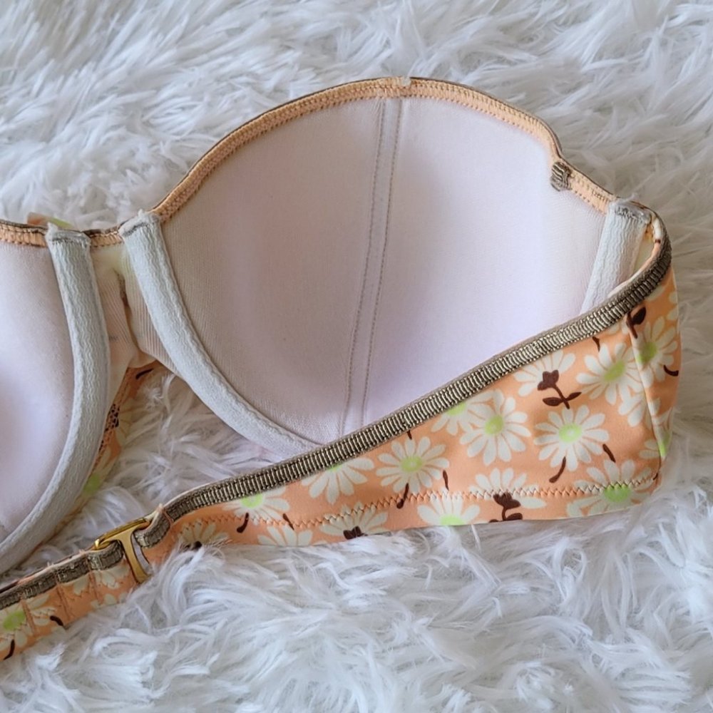 Victorias Secret Floral Bikini - Picture 4 of 8